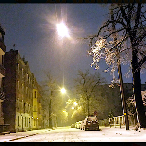 ZIMA NOC KOLOR